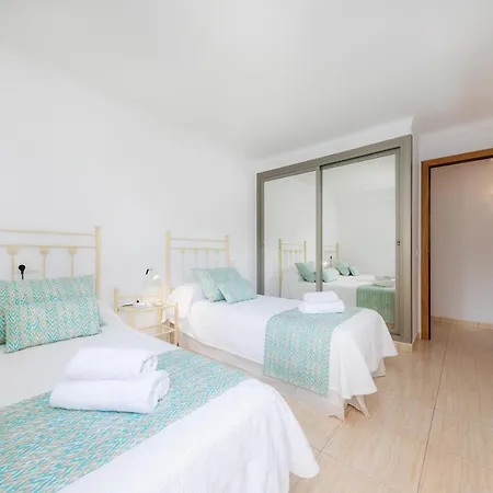 Apartment Roses 9 *